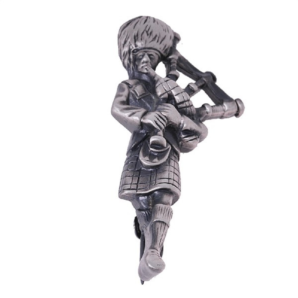 Brooch Piper Antique finish