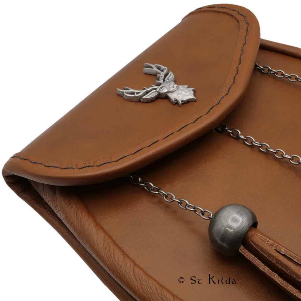 Campsie Stag Leather Day Sporran SDY24