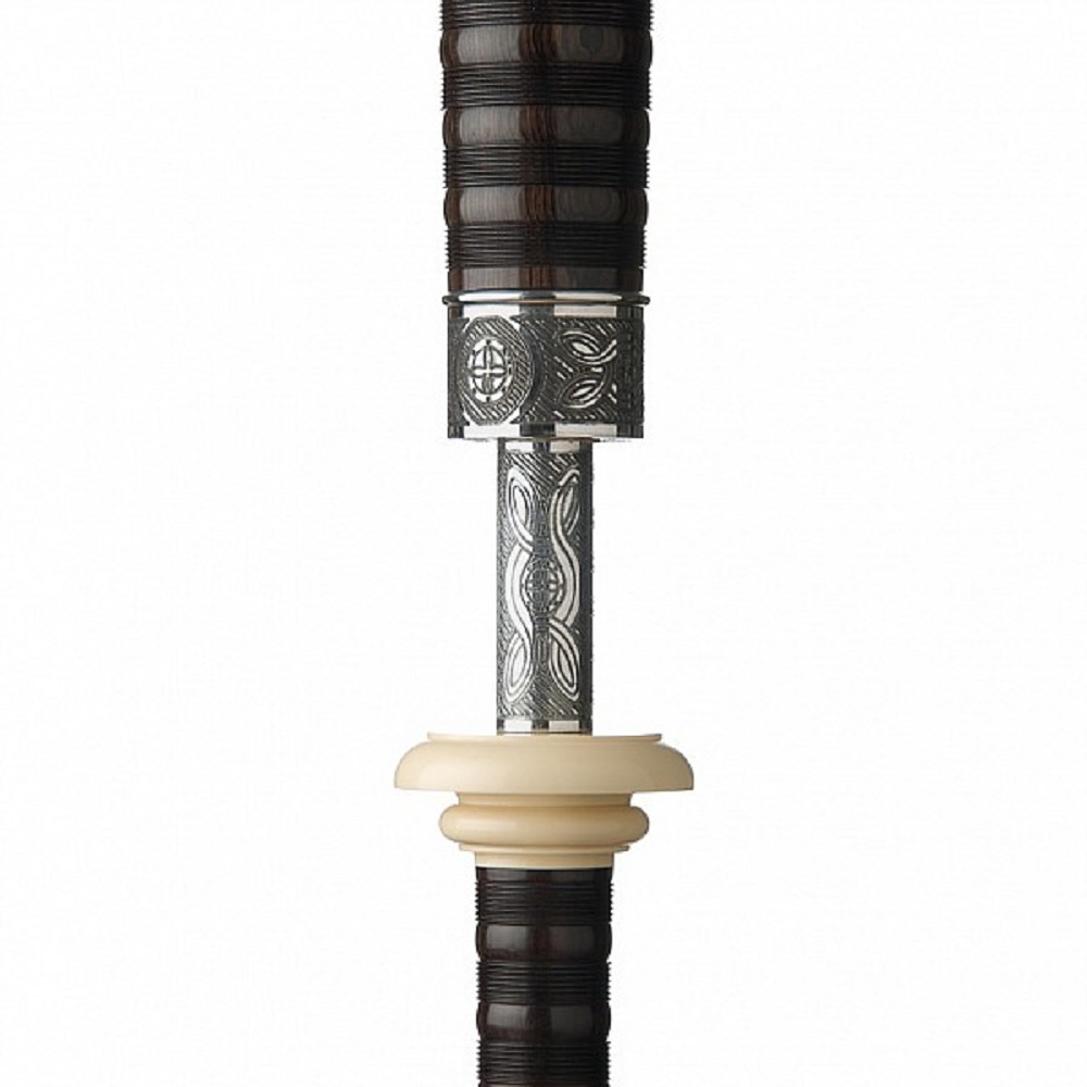 Peter Henderson PH01 Antique Blackwood Bagpipes - Thistle