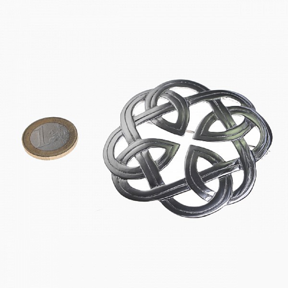 Plaid Brooch, Eternal Interlace