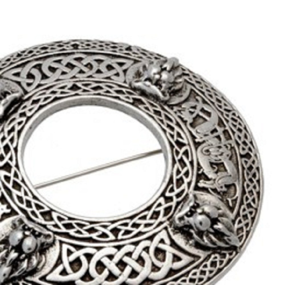 Plaid Brooch with Celtic Lion Heads
