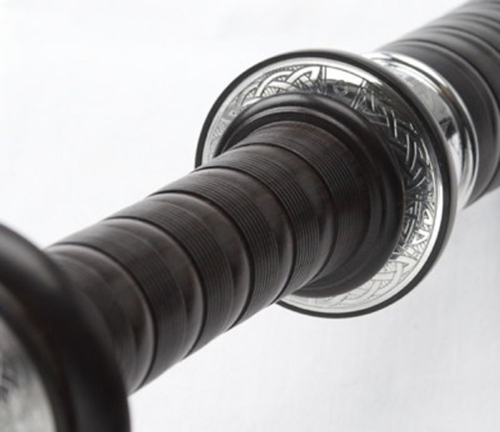 McCallum AB4 Deluxe All Black Blackwood Bagpipe - Celtic